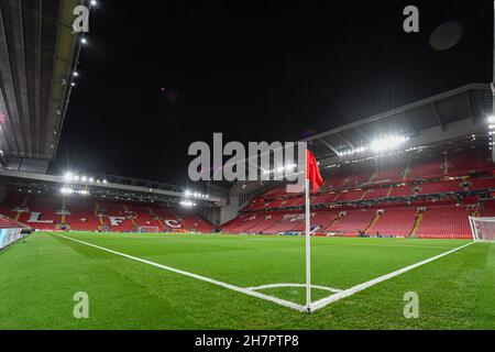 Liverpool, Großbritannien. 24th. November 2021. Eine allgemeine Sicht auf Anfield, die Heimat von Liverpool, vor dem UEFA Champions League-Spiel gegen den FC Porto in Liverpool, Großbritannien am 11/24/2021. (Foto von Simon Whitehead/News Images/Sipa USA) Quelle: SIPA USA/Alamy Live News Stockfoto