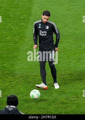 PRAG, TSCHECHIEN - 24. NOVEMBER: Alireza Jahanbakhsh von Feyenoord Rotterdam während der UEFA Conference League Pressekonferenz und Training vor dem Spiel zwischen SK Slavia Praha und Feyenoord im Sinobo-Stadion am 24. November 2021 in Prag, Tschechien (Foto: Yannick Verhoeven/Orange Picts) Stockfoto