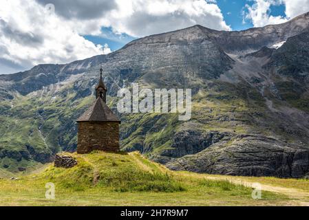 Kleine Kapelle am Großglockner im Nationalpark hohe Tauern, Österreich Stockfoto