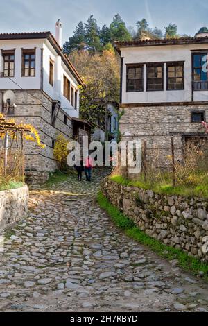 Charakteristische Architektur von Melnik, Zentrum des Weinbaus und der Weinproduktion, Bulgarien, Europa, Stockfoto