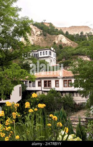 Charakteristische Architektur von Melnik, Zentrum des Weinbaus und der Weinproduktion, Bulgarien, Europa, Stockfoto