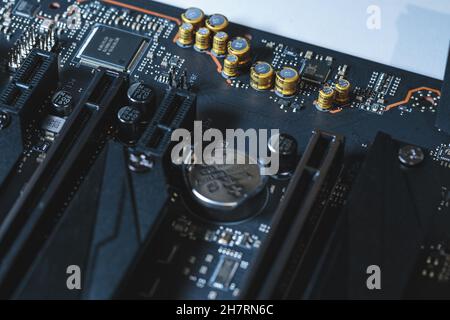 Computer-Mainboard-Komponenten in Nahaufnahme Stockfoto