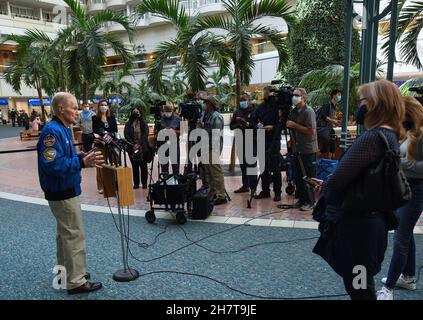 In einer Pressekonferenz auf dem Orlando International Airport kündigt NASA-Administrator Bill Nelson die Implementierung der von der NASA entwickelten Flugplanungstechnologie für alle Flughäfen im ganzen Land im Jahr 2023 an.das Luftraum-Technologie-Demonstrationssystem 2 (ATD-2) wurde im September an die Federal Aviation Administration (FAA) übertragen. Diese Technologie wird es den Flugzeugen ermöglichen, direkt zum Start auf die Startbahn zu Rollen, um übermäßige Ausfahrzeiten und Wartezeiten zu vermeiden und so den Kraftstoffverbrauch, die Emissionen und die Verspätungen der Passagiere zu reduzieren. (Foto von Paul Hennessy/SOPA Images/Sipa USA) Stockfoto