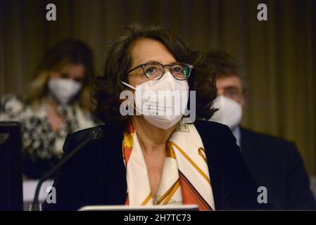 Rom, Italien. 24th. November 2021. Marina Sereni, Stellvertretende Ministerin für auswärtige Angelegenheiten Quelle: Independent Photo Agency/Alamy Live News Stockfoto