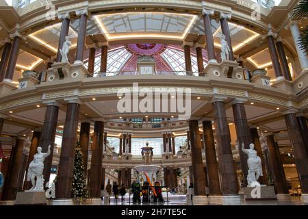 Trafford Palazzo, ehemaliger Barton Square am Trafford Center Einkaufszentrum. Manchester, Großbritannien. Langzeitbelichtung Stockfoto