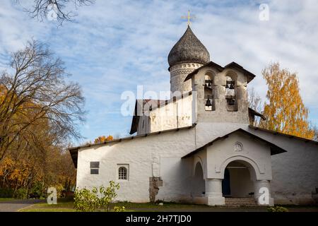 Kirchen der Pskov School of Architecture. Kirche von Old Ascension, 16th Jahrhundert Stockfoto