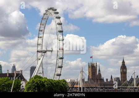 London, Italien. 11th. Juni 2014. London Eye, Millennium Wheel, London, England, Vereinigtes Königreich Kredit: Independent Photo Agency/Alamy Live News Stockfoto