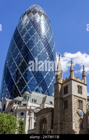 London, Italien. 08th. Juni 2014. The Gherkin Building, London, Großbritannien. Kredit: Unabhängige Fotoagentur/Alamy Live Nachrichten Stockfoto