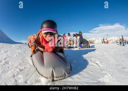 Frankreich, Alpes-Maritimes (06) Auron, Wintersportort Mercantour, Air Board Stockfoto