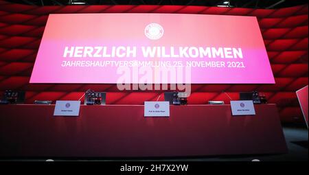 München, Deutschland. 25th Nov, 2021. firo: Fußball: Fußball: 25.11.2021 1st Bundesliga, Saison 2021/2022 Hauptversammlung FC Bayern Mvºnchen, Übersicht, Audi Dome, Einleger, allgemein, Quelle: dpa picture Alliance/Alamy Live News Stockfoto