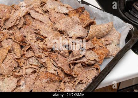 Vorgekochte türkische Döner Kebab aus dem Supermarkt gekauft Stockfoto