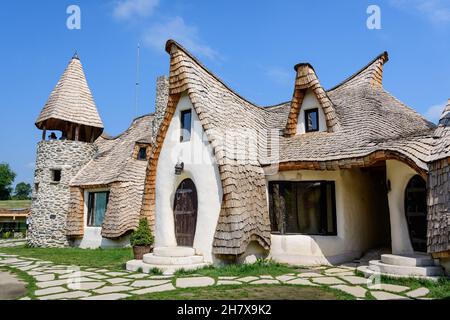 Tonburg aus dem Valey der Fähren (Castelul de Lut Valea Zanelor) im Dorf Porumbacu de Sus im Kreis Sibiu, in Siebenbürgen (Transsilvania) Stockfoto