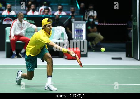 Turin, Italien. 25th. November 2021. Alexei Popyrin aus Australien in Aktion beim Davis-Cup-Spiel der Gruppe E zwischen Kroatien und Australien bei Pala Alpitour am 25. November 2021 in Turin, Italien. Quelle: Marco Canoniero/Alamy Live News Stockfoto