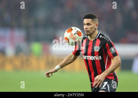 Leverkusen, Deutschland. 25th. November 2021. Euroleague, Spieltag 5, Bayer 04 Leverkusen gegen Celtic Glasgow, Paulinro (B04) kontrolliert den Ball. Quelle: Jürgen Schwarz/Alamy Live News Stockfoto