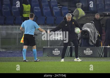 Rom, Italien. 25th Nov, 2021. Im Einsatz während des UEFA Europa Conference League-Spiels der Gruppe C zwischen A.S. Roma und Zorya Luhansk im Stadio Olimpico am 25. November 2021 in Rom, Italien. Kredit: Unabhängige Fotoagentur/Alamy Live Nachrichten Stockfoto