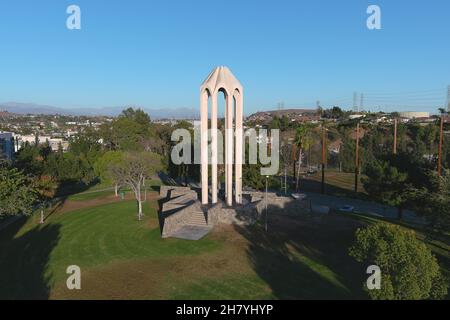 Eine Luftaufnahme des Armenischen Völkermord-Märtyrerdenkmals im Bichnell Park, Donnerstag, 25. November 2021, in Montebello, Kalif. Die Struktur, enthüllt in Einem Stockfoto