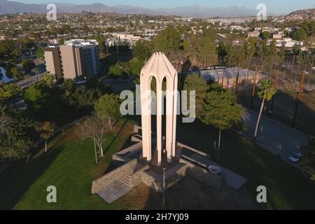 Eine Luftaufnahme des Armenischen Völkermord-Märtyrerdenkmals im Bichnell Park, Donnerstag, 25. November 2021, in Montebello, Kalif. Die Struktur, enthüllt in Einem Stockfoto