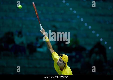 Turin, Italien. 25th. November 2021. Tennis - Davis Cup Gruppe D Qualifikation für das Viertelfinale Kroatien gegen Australien Pala Alpitour, Turin, Italien 25. November 2021 Australiens Alexei Popyrin in Aktion während seines Spiels gegen den kroatischen Borna Gojo (Foto Tonello Abozzi/Pacific Press) Credit: Pacific Press Media Production Corp./Alamy Live News Stockfoto