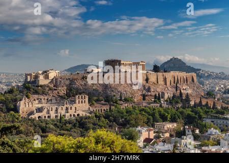 Akropolis von Athen auf dem Akropolis-Hügel mit dem Parthenon-Tempel, Griechenland Stockfoto