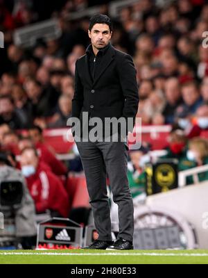 Datei-Foto vom 22-10-2021 von Arsenal-Manager Mikel Arteta während des Spiels der Premier League im Emirates Stadium, London. Arsenal-Chef Mikel Arteta hat vor dem Kampf gegen Newcastle in der Premier League am Samstag keine neuen Auswahlprobleme. Ausgabedatum: Freitag, 26. November 2021. Stockfoto