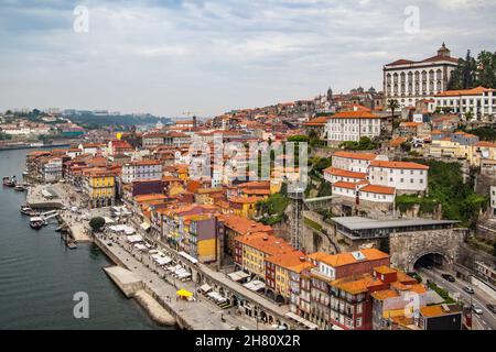 Blick auf die Stadt Porto in Portugal. Stadtbild Stockfoto