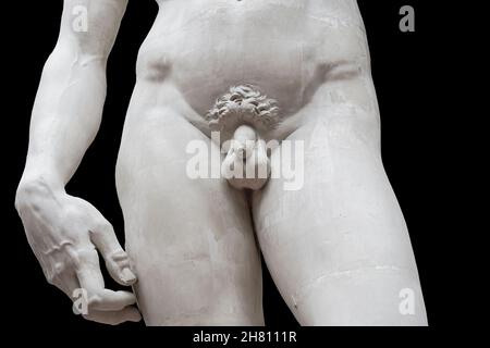 Statue von David Isolate. Skulptur des antiken griechischen mythischen Helden David vom Künstler Michelangelo. Hochwertige Fotos Stockfoto