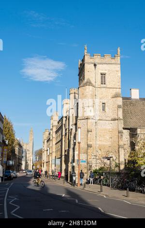 St Botolph's Church und Corpus Christi College Trumpington Street Cambridge, Cambridgeshire 2021 Stockfoto