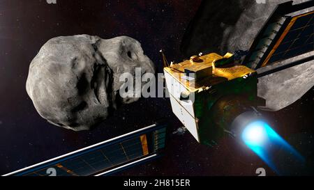 Diese Abbildung des DART-Tests (Double Asteroide Redirection Test) von hinten zeigt die Raumsonde mit ihrem Ionenmotor, während sie sich Dimorphos vor dem Aufprall nähert. DART ist der erste worlds-Test zur planetarischen Verteidigung, der eine Methode der Ablenkung von Planeten demonstriert. DART wurde vom Johns Hopkins Applied Physics Laboratory (APL) in Laurel, Maryland, für die NASA entwickelt und geleitet und wird die als kinetischer Aufprall bekannte planetarische Verteidigungstechnik demonstrieren. Die DART-Raumsonde wird in einen Astroiden schlagen und seine Umlaufbahn verschieben und einen entscheidenden Schritt tun, um Wege zum Schutz unserer zu demonstrieren Stockfoto