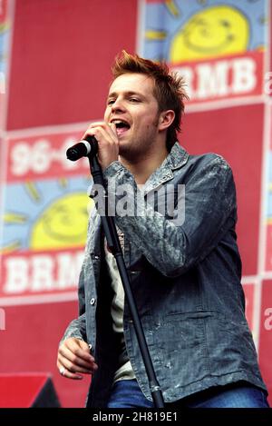 Westlife auf der Bühne bei der BRMB Birmingham Party im Park, die im Birmingham City Football Club, Birmingham, stattfand. 6th. Juli 2002. Stockfoto