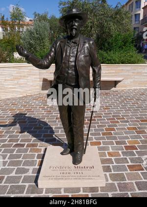 Statue von Frederic Mistral, nobelpreisträger, Sainte-Maxime, Abteilung Var der Region Provence-Alpes-Côte d'Azur, Frankreich Stockfoto