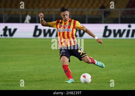 Lecce, Italien. 26th. November 2021. Antonio Barreca (US Lecce) während US Lecce gegen Ternana Calcio, Italienisches Fußballspiel der Serie B in Lecce, Italien, November 26 2021 Quelle: Independent Photo Agency/Alamy Live News Stockfoto