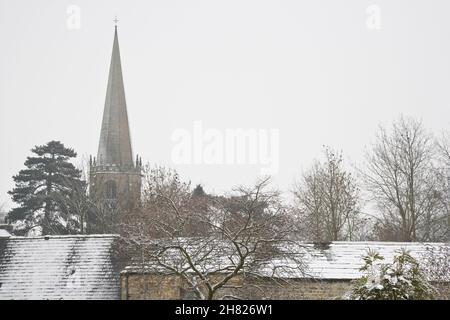 St Mary's Church Masham im Winter, North Yorkshire, England, Vereinigtes Königreich Stockfoto