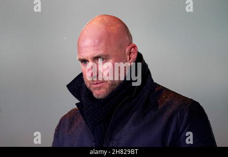 Wales-Manager Robert Page während des Qualifikationsspiel der FIFA Frauen-Weltmeisterschaft 2023 in Parc y Scarlets, Llanelli. Bilddatum: Freitag, 26. November 2021. Siehe PA Geschichte SOCCER Wales Women. Das Foto sollte lauten: Nick Potts/PA Wire. EINSCHRÄNKUNGEN: Die Nutzung unterliegt Einschränkungen. Nur redaktionelle Verwendung, keine kommerzielle Nutzung ohne vorherige Zustimmung des Rechteinhabers. Stockfoto