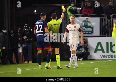 Cagliari, Italien. 26th. November 2021. Frederic Veseli von Salernitana während Cagliari Calcio vs US Salernitana, italienische Fußballserie A Spiel in Cagliari, Italien, November 26 2021 Quelle: Independent Photo Agency/Alamy Live News Stockfoto