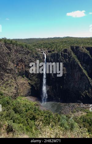 Wallaman Falls, der höchste Single Drop Wasserfall in Australien Stockfoto