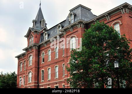 West Lafayette, Indiana, USA. University Hall, College of Liberal Arts an der Purdue University. Stockfoto