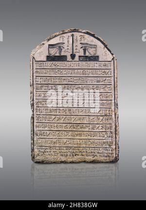 Ptolemäische ägyptische Stele von Djed-her, dem Hohenpriester von Ptah in Memphis, 223 v. Chr., Saqqara. Kunsthistorisches Museum Wien AS 162, Kalkstein, H 63 cm, Stockfoto