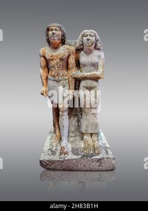 Alte gyptische Statue von Kai-pu-ptah und Ipep, 2400 v. Chr., 5th Dynastie, Gizeh Nekropole. Kunsthistorisches Museum Wien Inv. AS 7444. Kalksteinhöhe Stockfoto