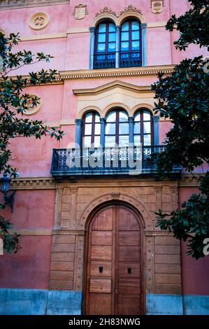 Holztürrahmen in Granada, Spanien. Stockfoto