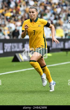 Sydney, Australien. 27th. November 2021. 27th. November 2021; Stadium Australia, Sydney, New South Wales, Australien; Womens International Football Friendly, Australien versus USA; Steph Catley of Australia Credit: Action Plus Sports Images/Alamy Live News Stockfoto