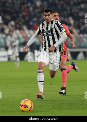 Turin, Italien. 27th. November 2021. Alvaro Morata (Juventus FC) während Juventus FC vs Atalanta BC, italienische Fußballserie A Spiel in Turin, Italien, November 27 2021 Quelle: Independent Photo Agency/Alamy Live News Stockfoto