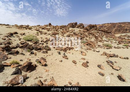 Wüstenlandschaft von Las Canadas Caldera des Teide Vulkans. Mirador (Aussichtspunkt) Minas de San Jose Sur. Teneriffa. Kanarische Inseln. Spanien. Stockfoto