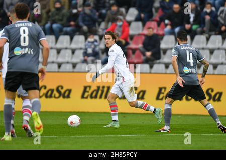 Alessandria, Italien. 27th. November 2021. Fagioli mit Ballwährend der Serie BKT - 14^ Giornata - Alessandria vs Cremonese. (Foto: Andrea Amato/Pacific Press) Quelle: Pacific Press Media Production Corp./Alamy Live News Stockfoto