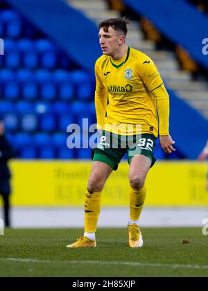 McDiarmid Park, Perth, Großbritannien. 27th. November 2021. Scottish Premier League Football, St Johnstone versus Hibernian; Josh Campbell of Hibernian Credit: Action Plus Sports/Alamy Live News Stockfoto