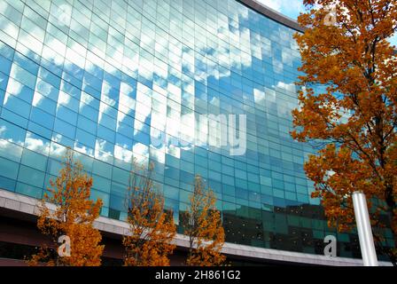 Der Familienpavillon von Sydell und Arnold Miller auf dem Hauptcampus der Cleveland Clinic Stockfoto