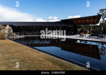 Hirosawa Museum ist ein privates Kunstmuseum in der Präfektur Ibaraki. Die Architektur wurde vom weltberühmten Architekten Kengo Kuma und dem japanischen gar entworfen Stockfoto