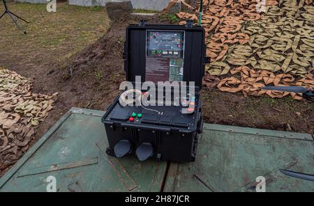 Kasan, Russland. 08. November 2021. Moderne russische Ausrüstung zum Abfangen elektronischer Bedrohungen. Armeetechnologie. Funktruppen Stockfoto