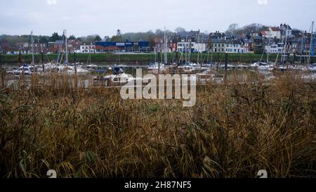 Segelhafen, Saint-Valery-sur-Somme, Somme, Hauts-de-France, Picardie, Nordwestfrankreich Stockfoto