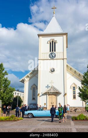 Kungsbacka: Kungsbacka Kirche, Hochzeitsfeier in , Hallands län, Schweden Stockfoto