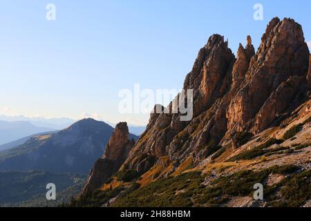 Dolomiten, Dolomiti, Trentino, Südtirol, Italien, Berge mit Hafen am Alpenpass Grödnerjoch Stockfoto